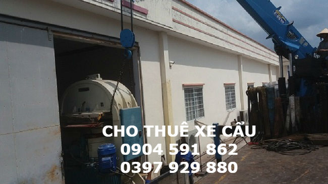 Giá thuê xe cẩu 